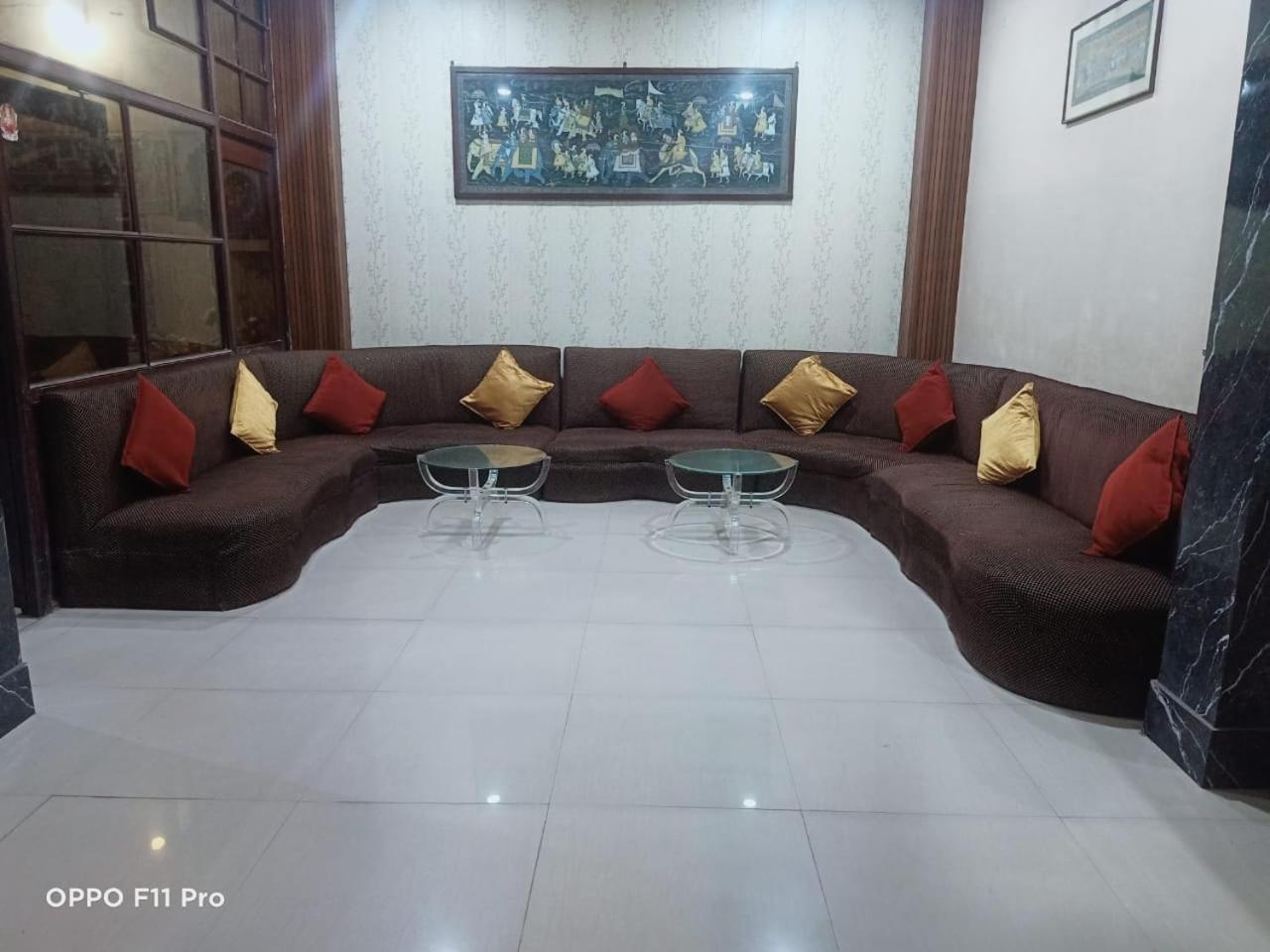 Hotel Ambassador Inn Gwalior Exterior photo